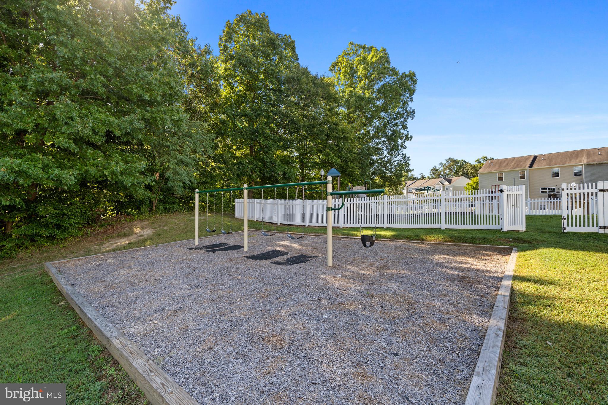 OAK TREE LANDING - Residential