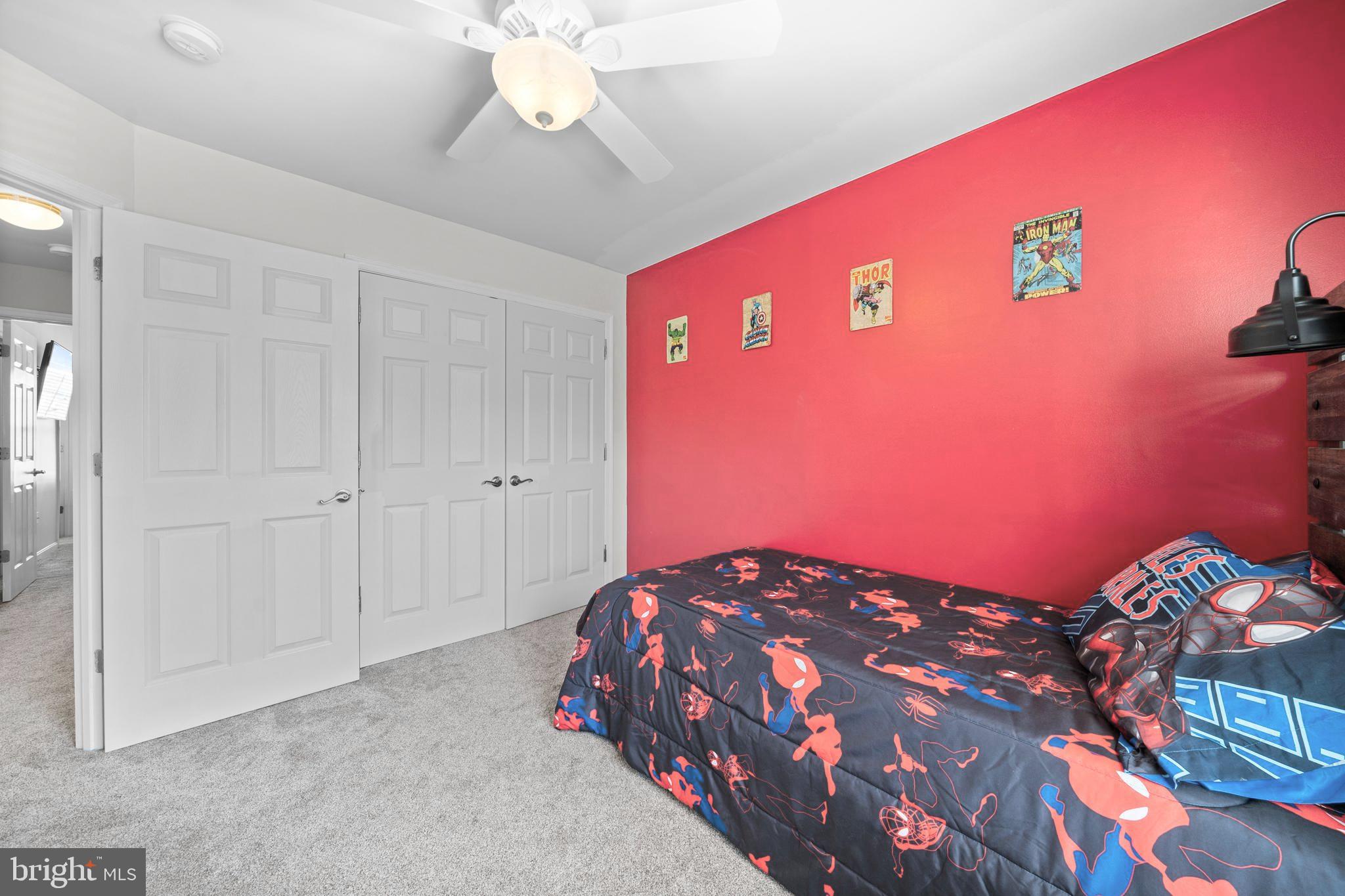 OAK TREE LANDING - Residential