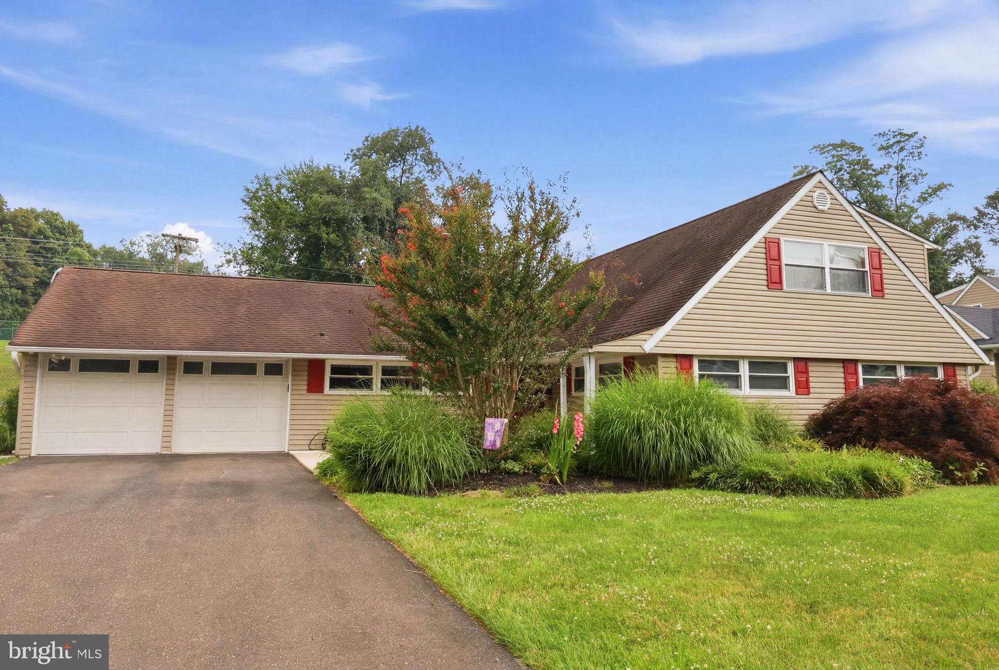 26 FORSYTHIA DRIVE N