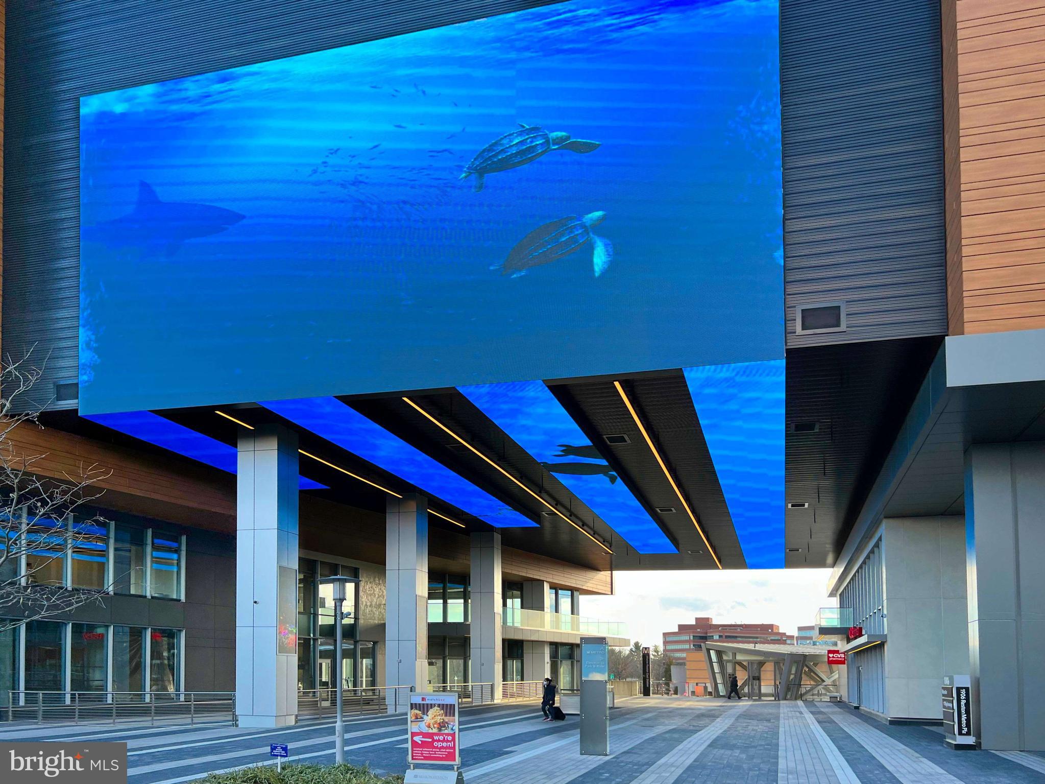 RESTON - Residential