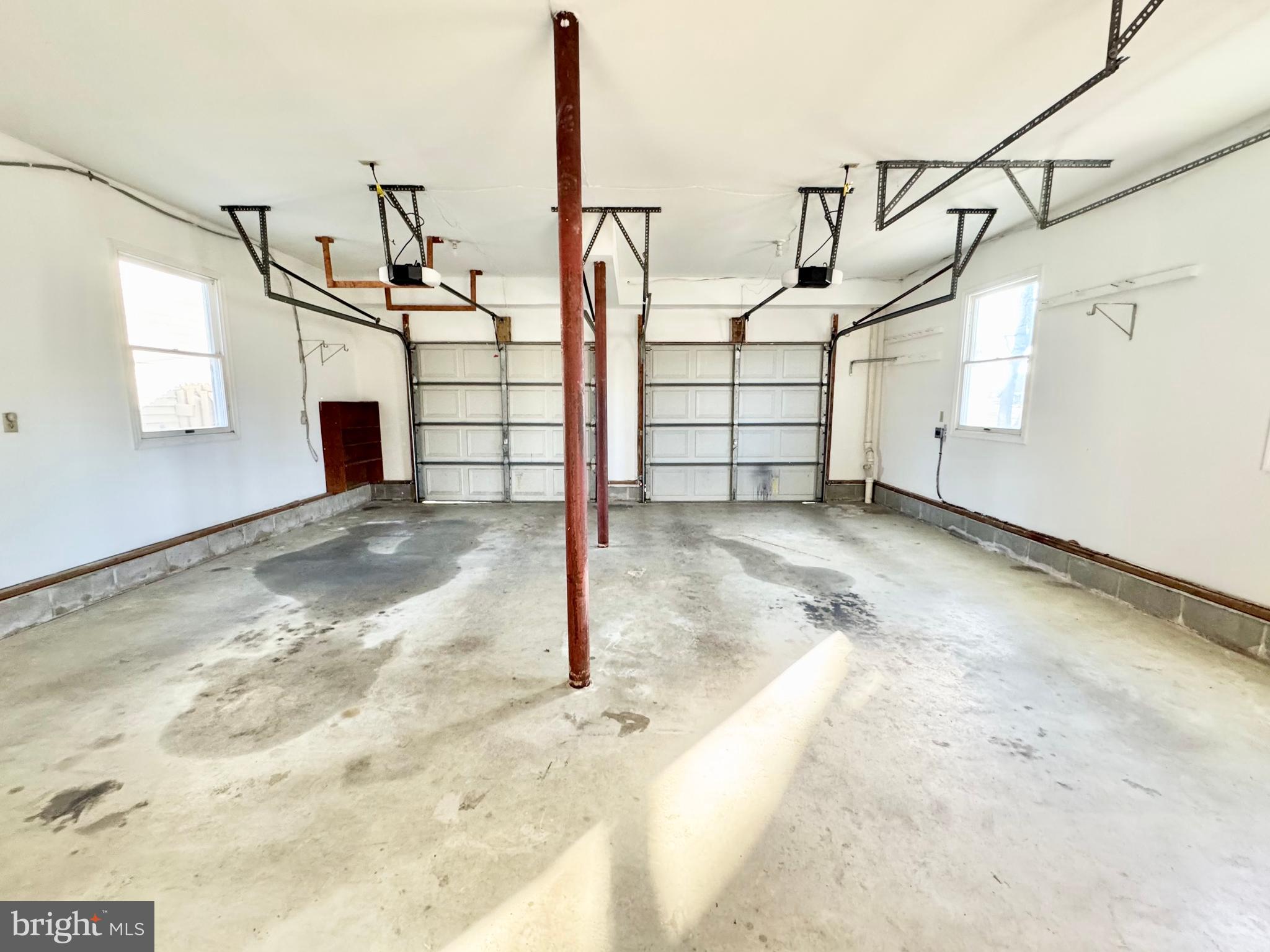 WOODEN BRIDGE - Residential