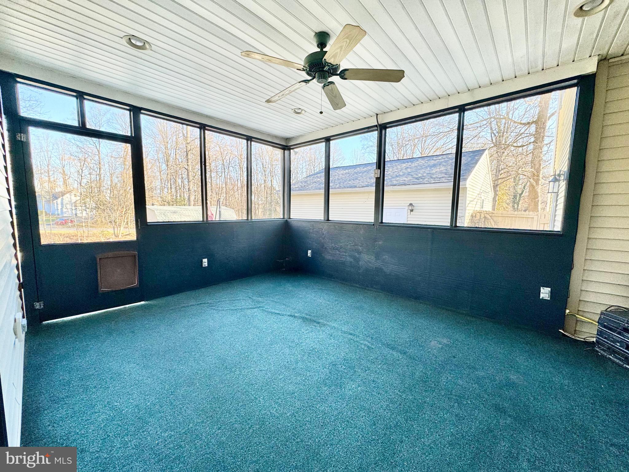 WOODEN BRIDGE - Residential