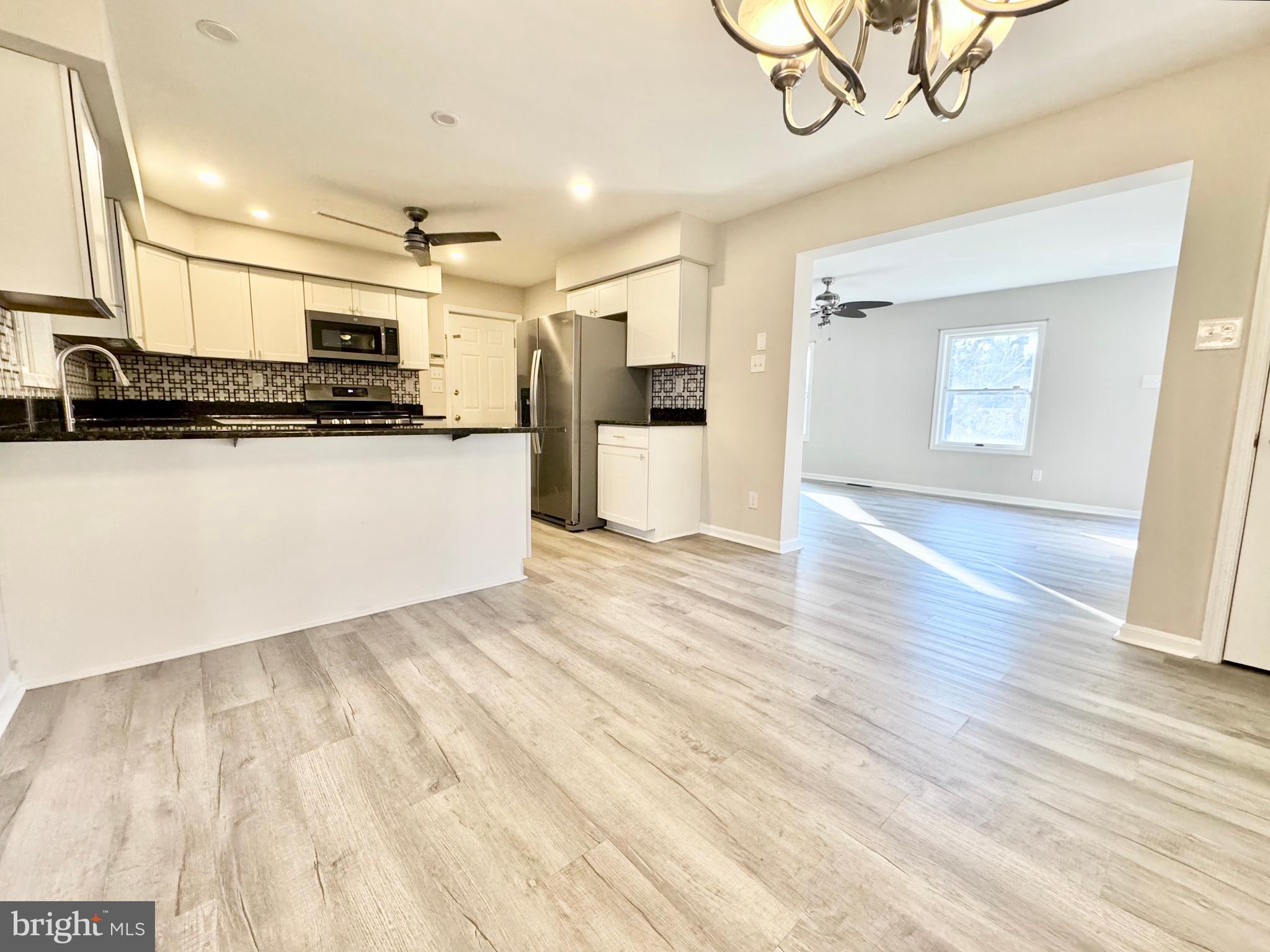 WOODEN BRIDGE - Residential