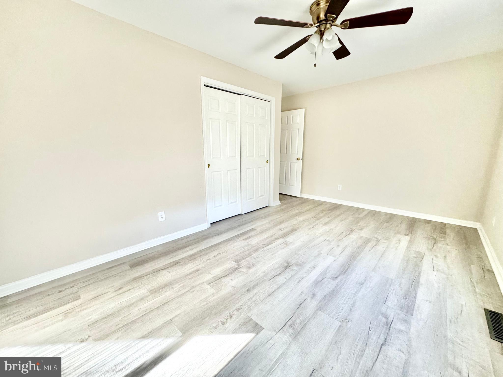 WOODEN BRIDGE - Residential