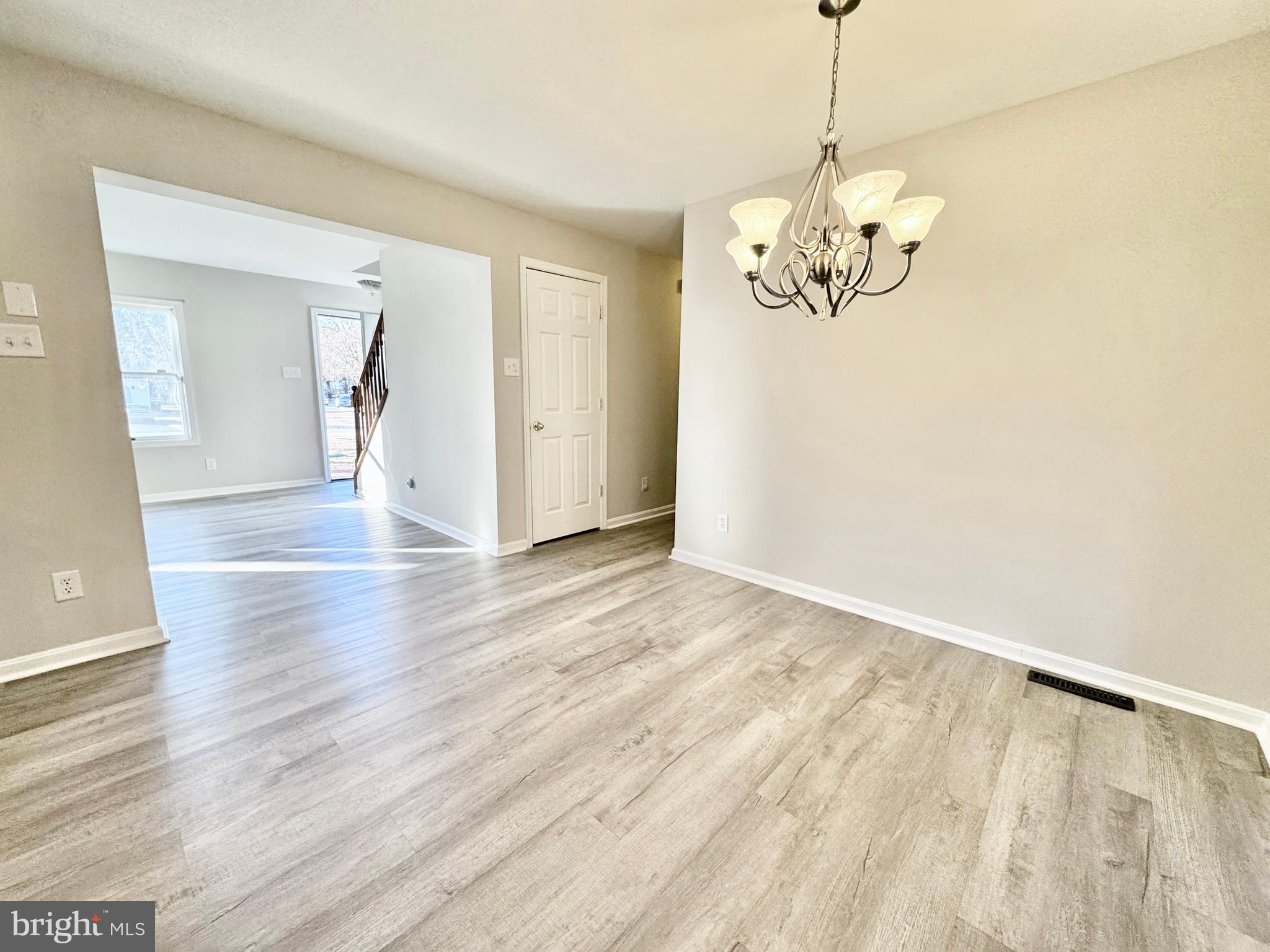 WOODEN BRIDGE - Residential