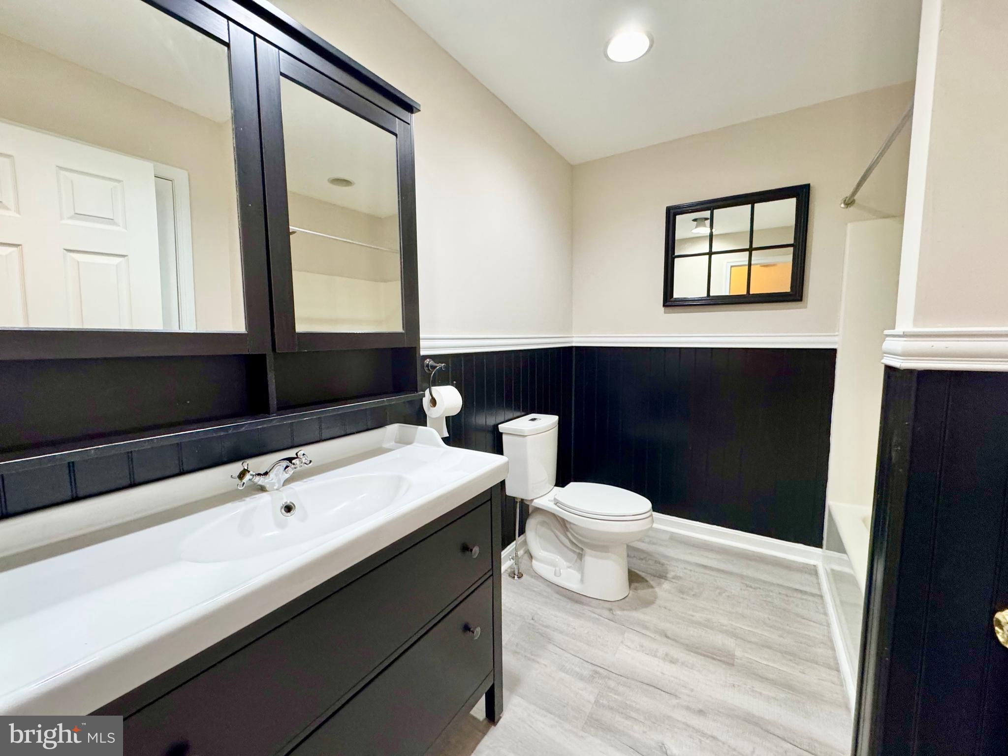 WOODEN BRIDGE - Residential