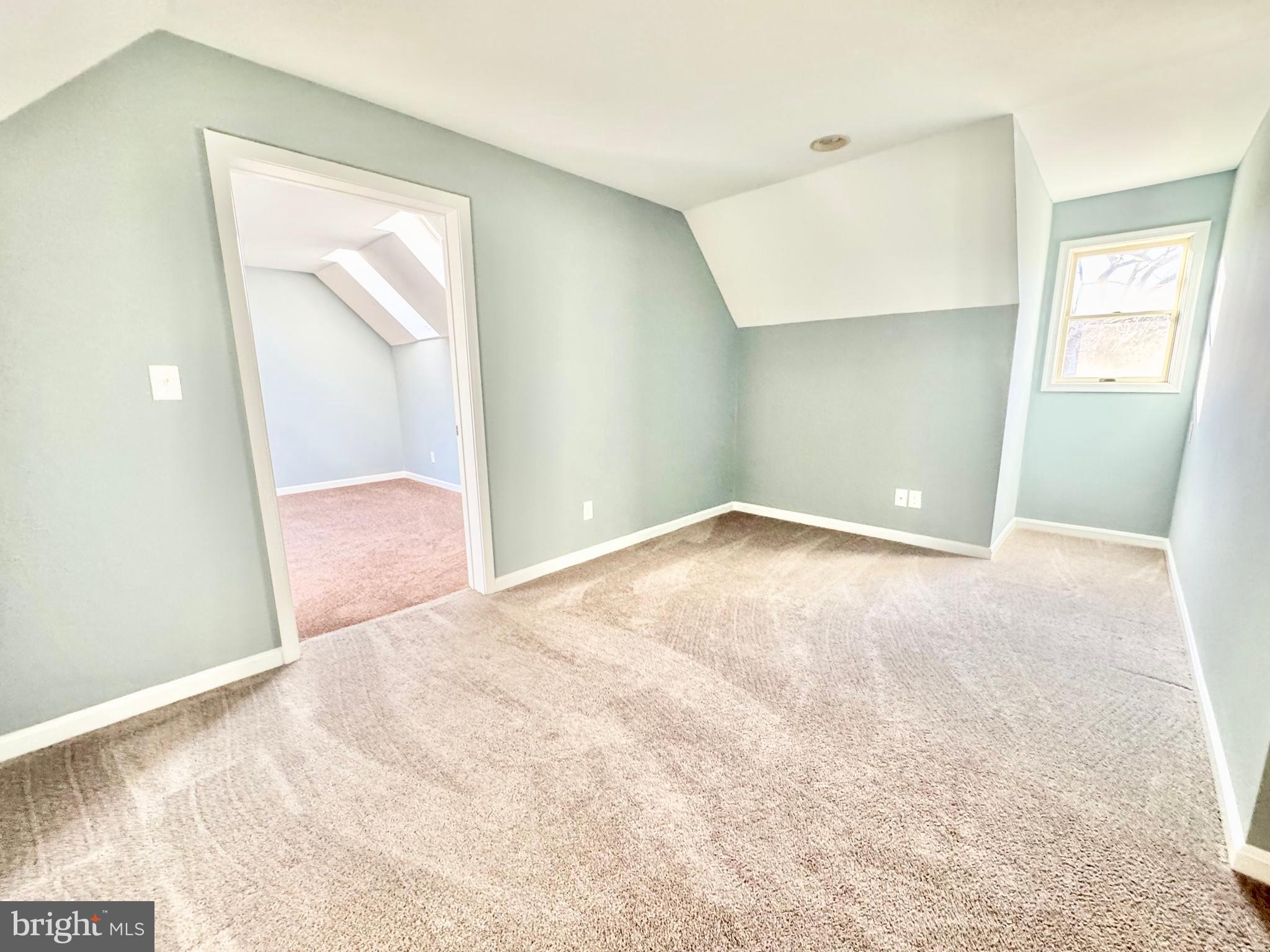 WOODEN BRIDGE - Residential