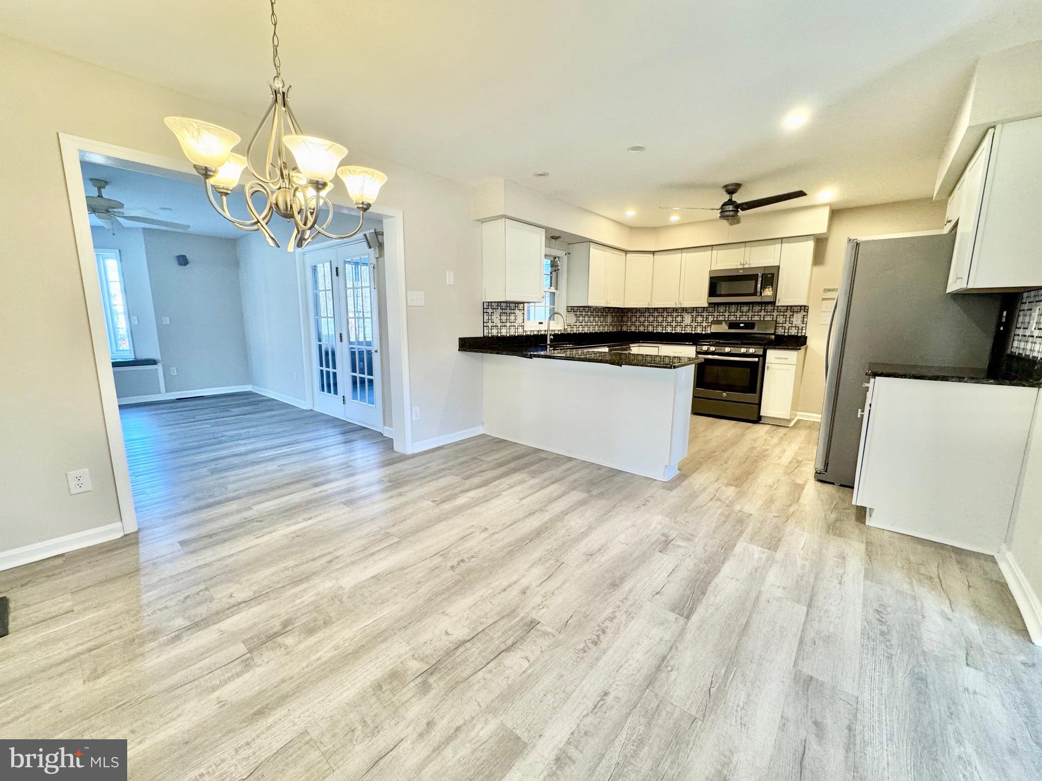 WOODEN BRIDGE - Residential