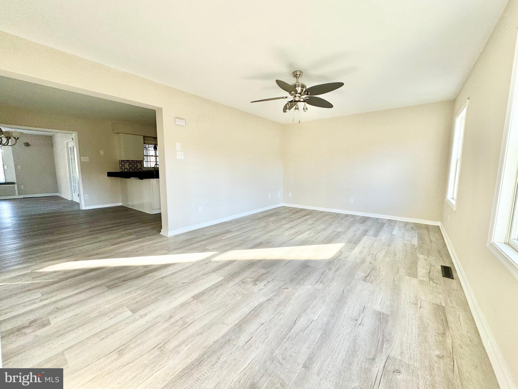 WOODEN BRIDGE - Residential