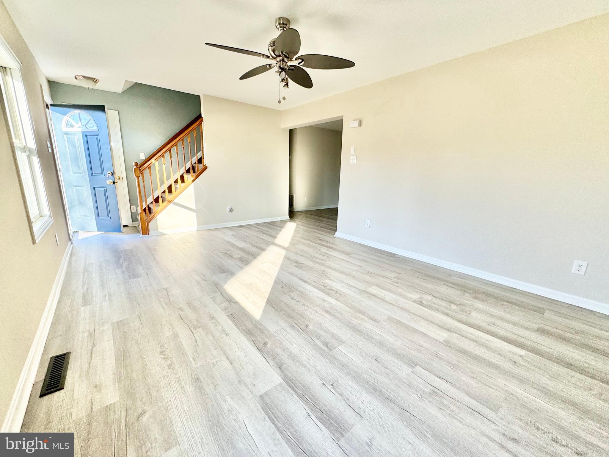 WOODEN BRIDGE - Residential