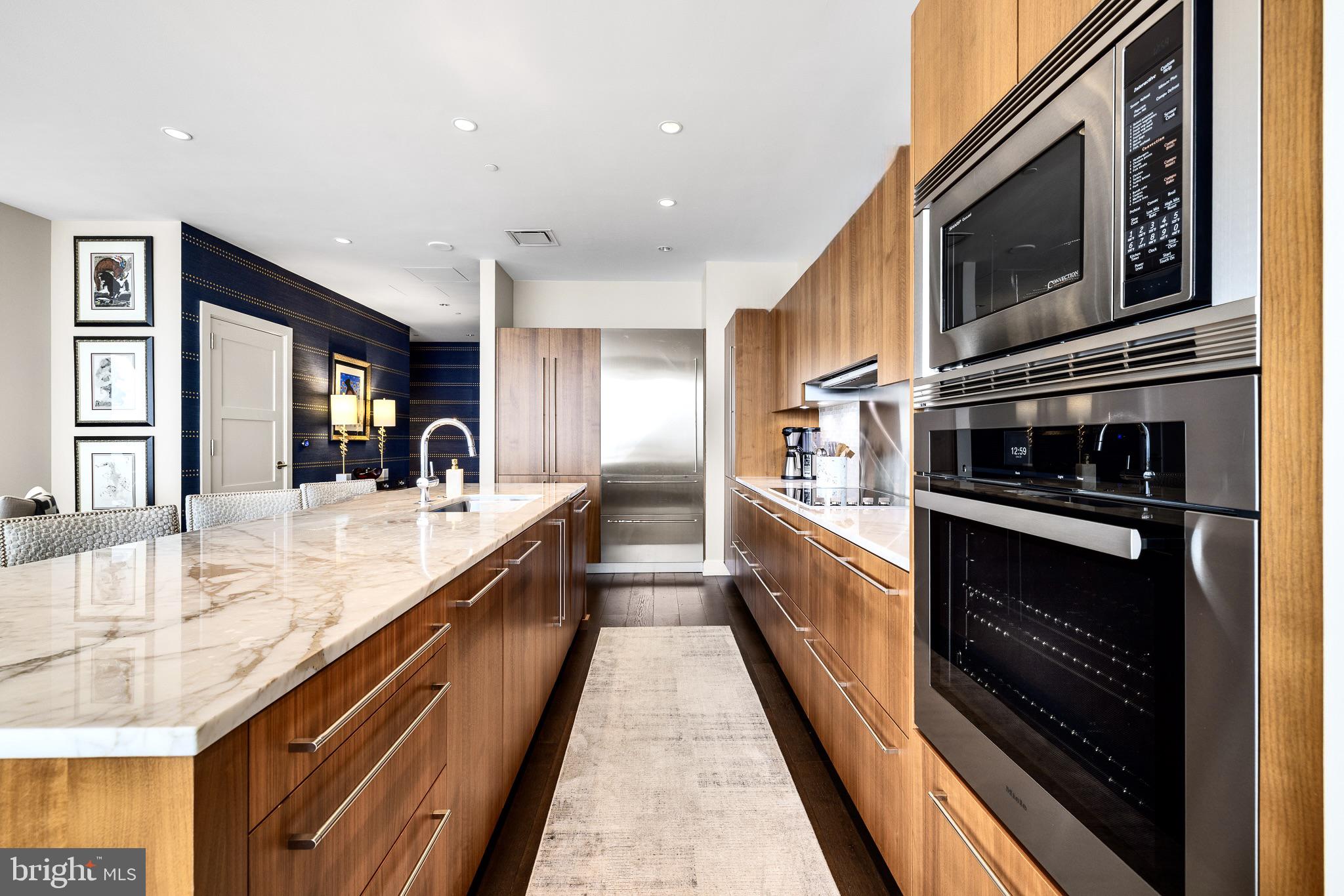 CENTER CITY - Residential