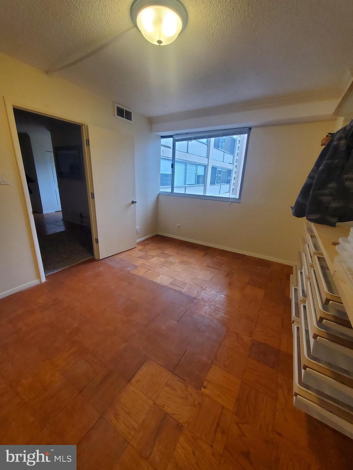 WILLOUGHBY OF CHEVY CHASE - Residential Lease