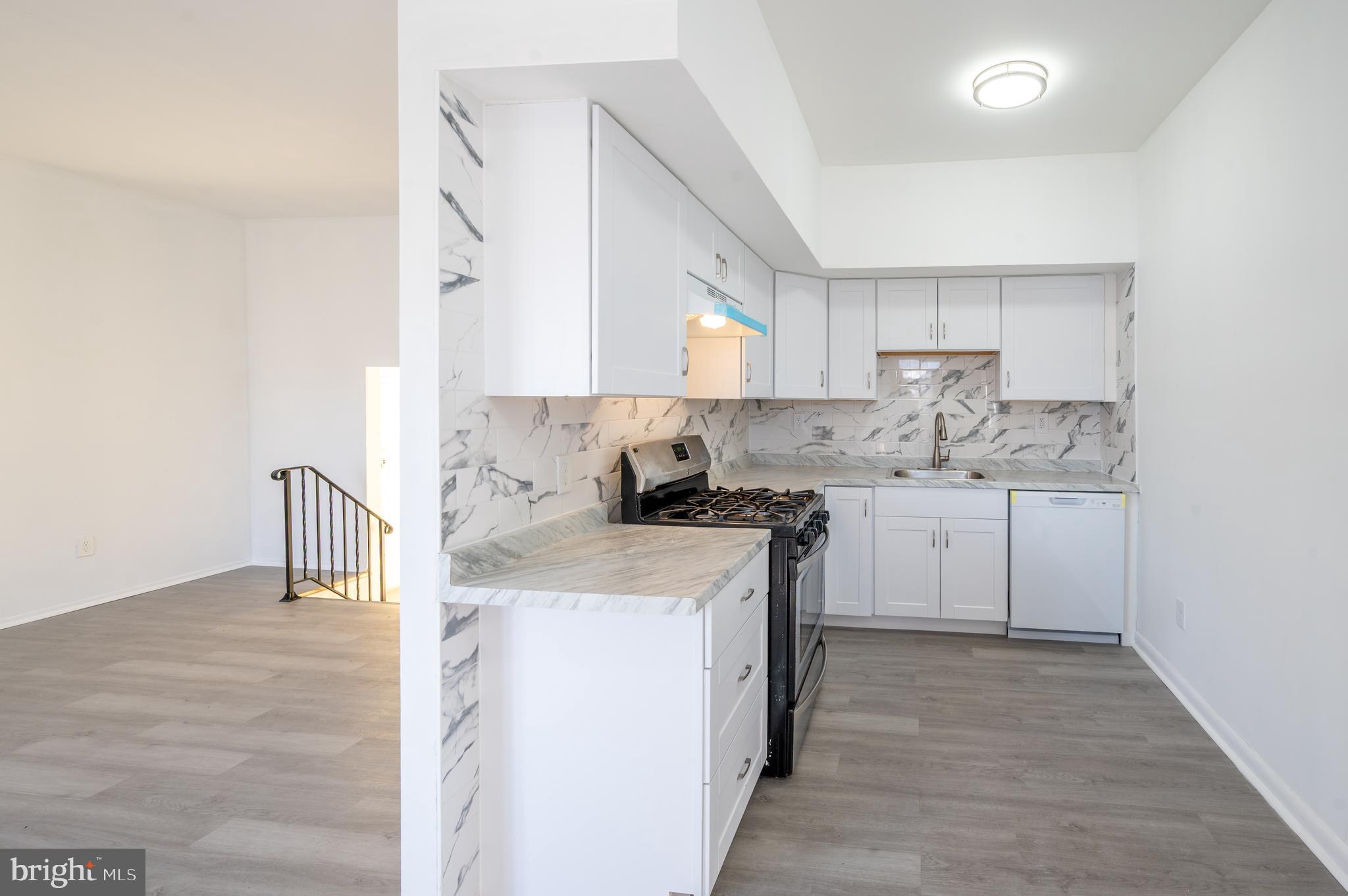 PENN BROOKE GDNS - Residential