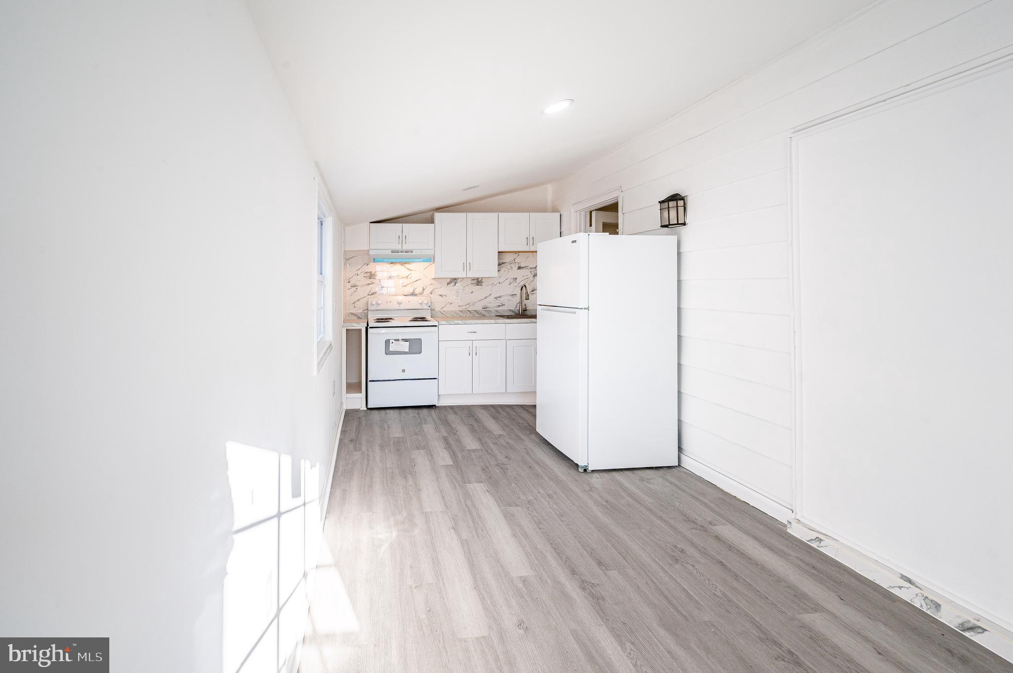 PENN BROOKE GDNS - Residential