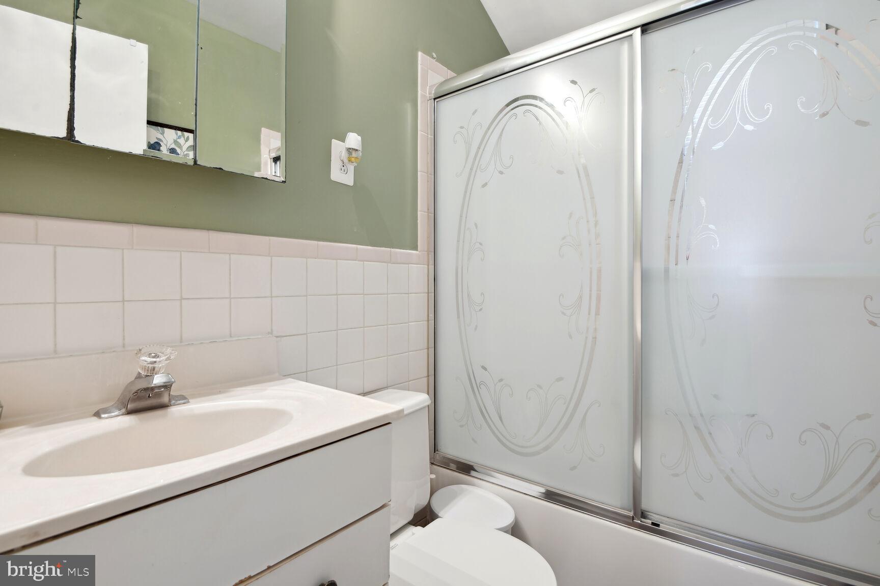 WOODLAWN - Residential