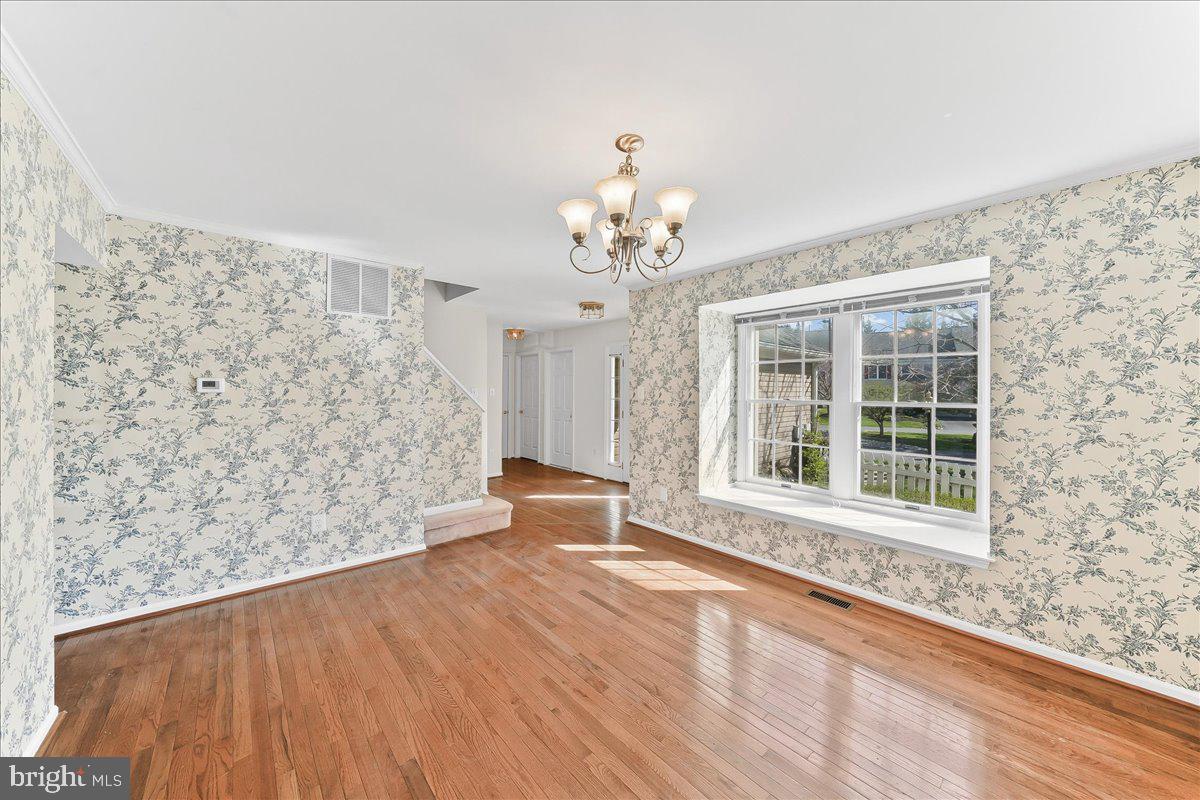 BALMORAL - Residential