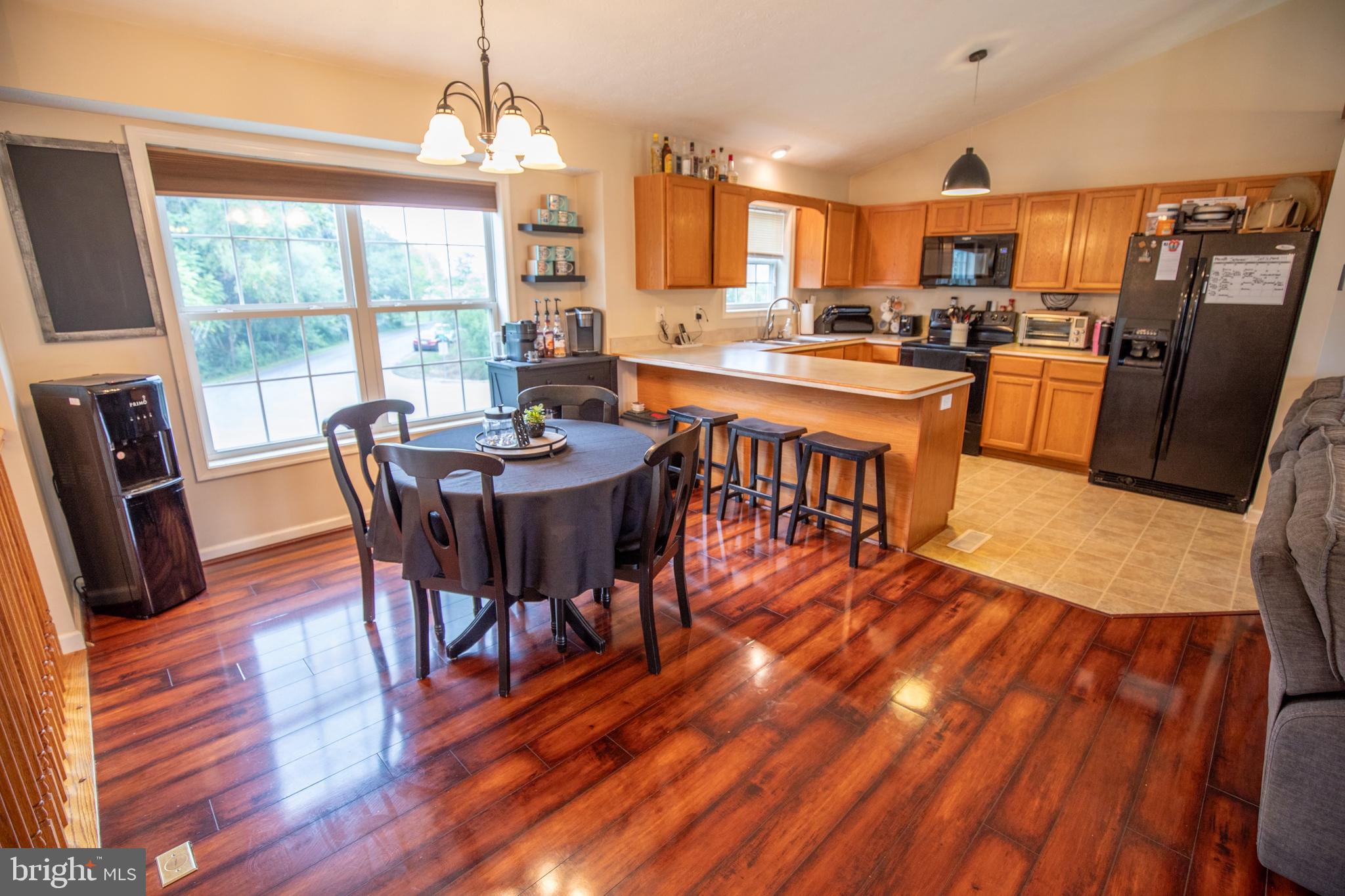 RIDGEFIELD - Residential