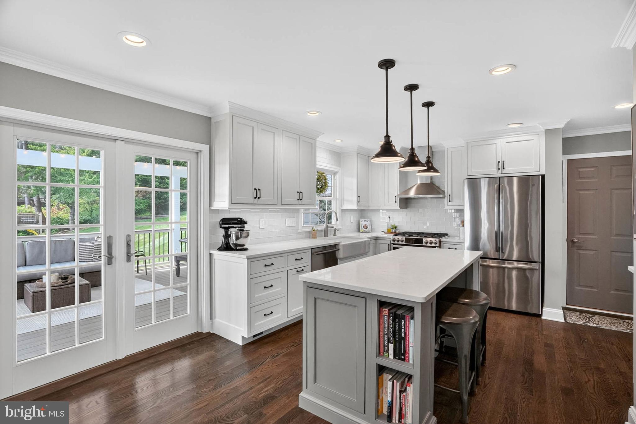 410 BRANT COURT