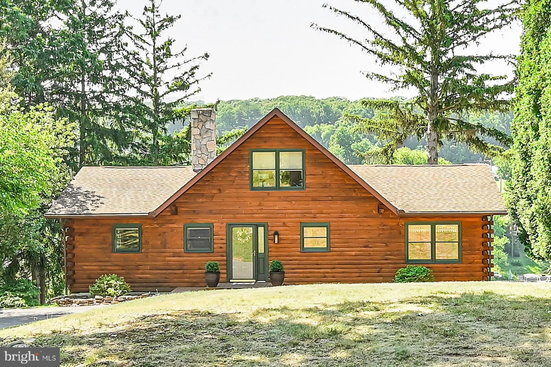 1506 Wynonah Drive