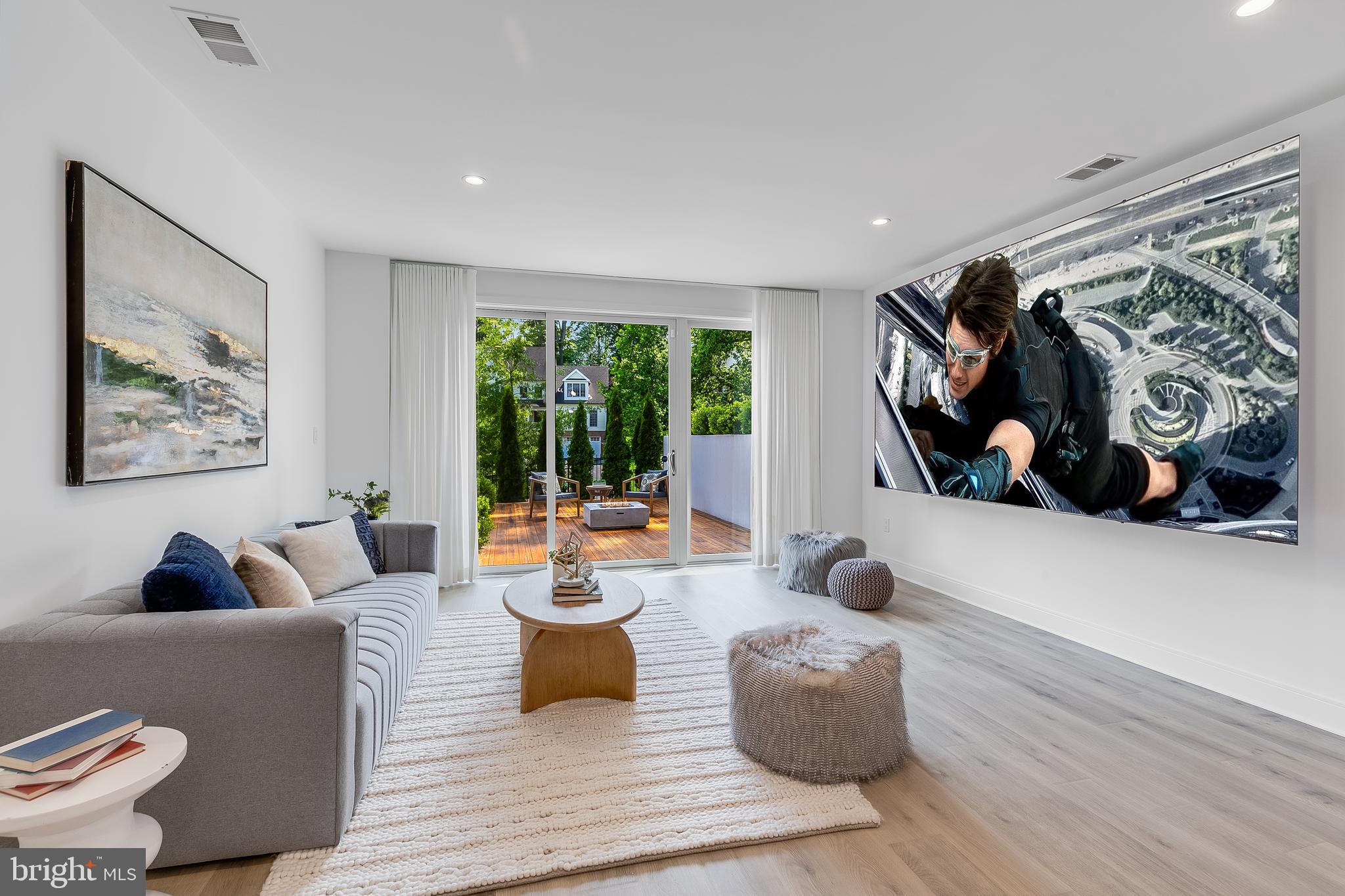 CHESTERBROOK WOODS - Residential