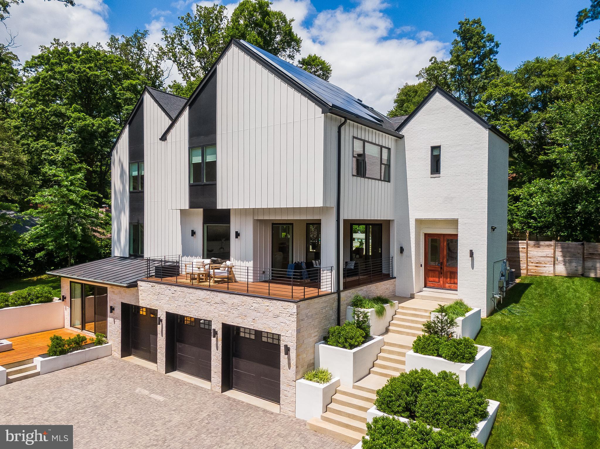 CHESTERBROOK WOODS - Residential