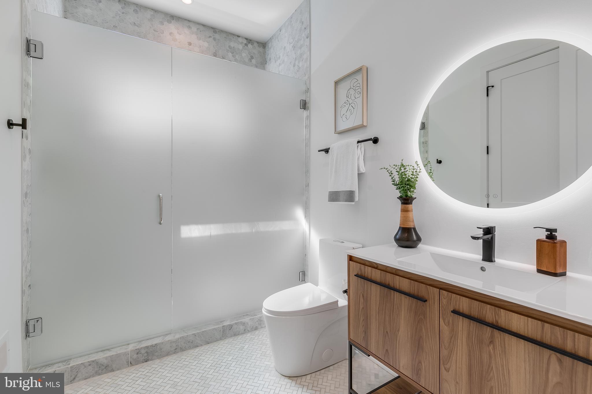 CHESTERBROOK WOODS - Residential