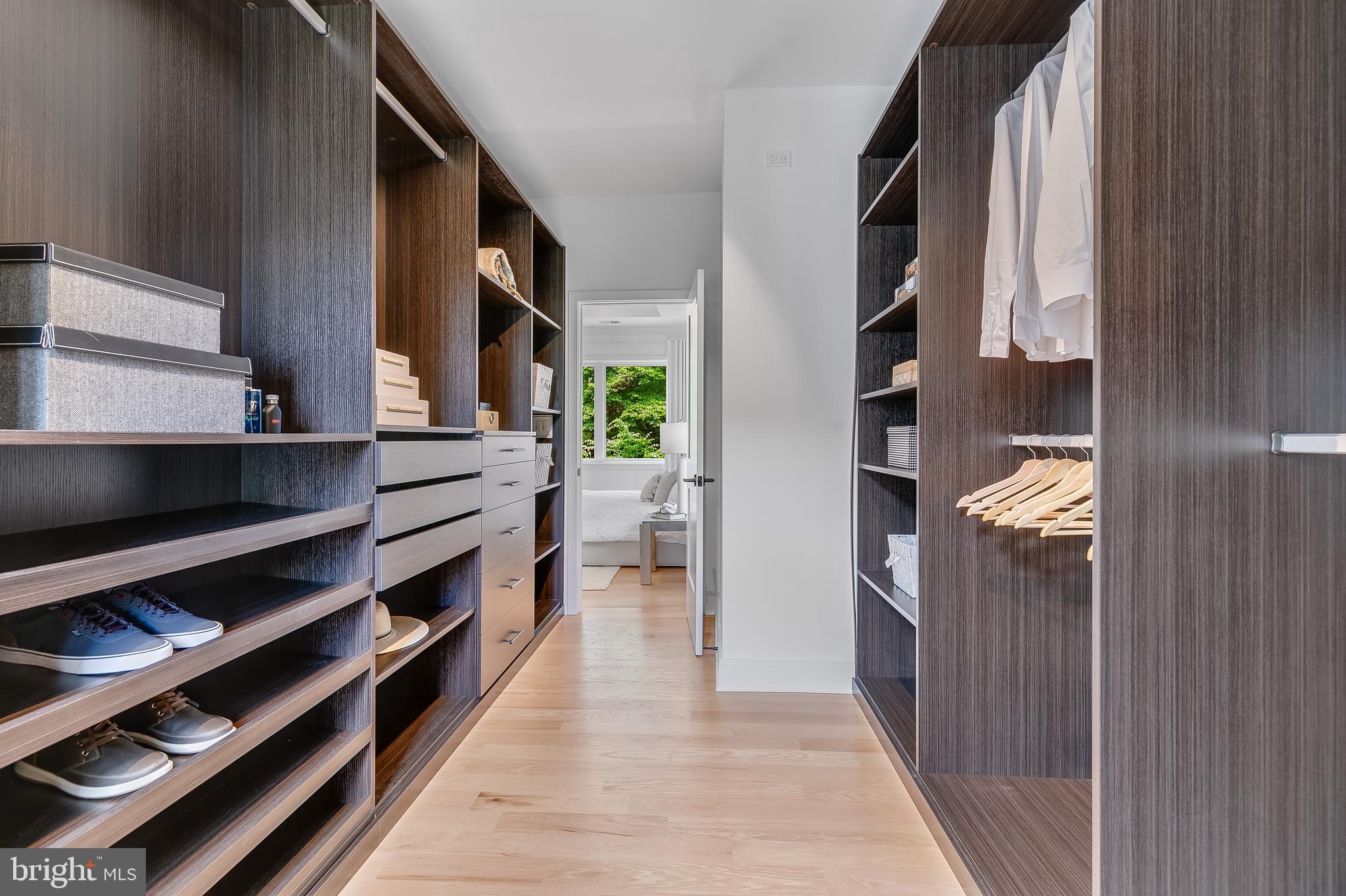 CHESTERBROOK WOODS - Residential