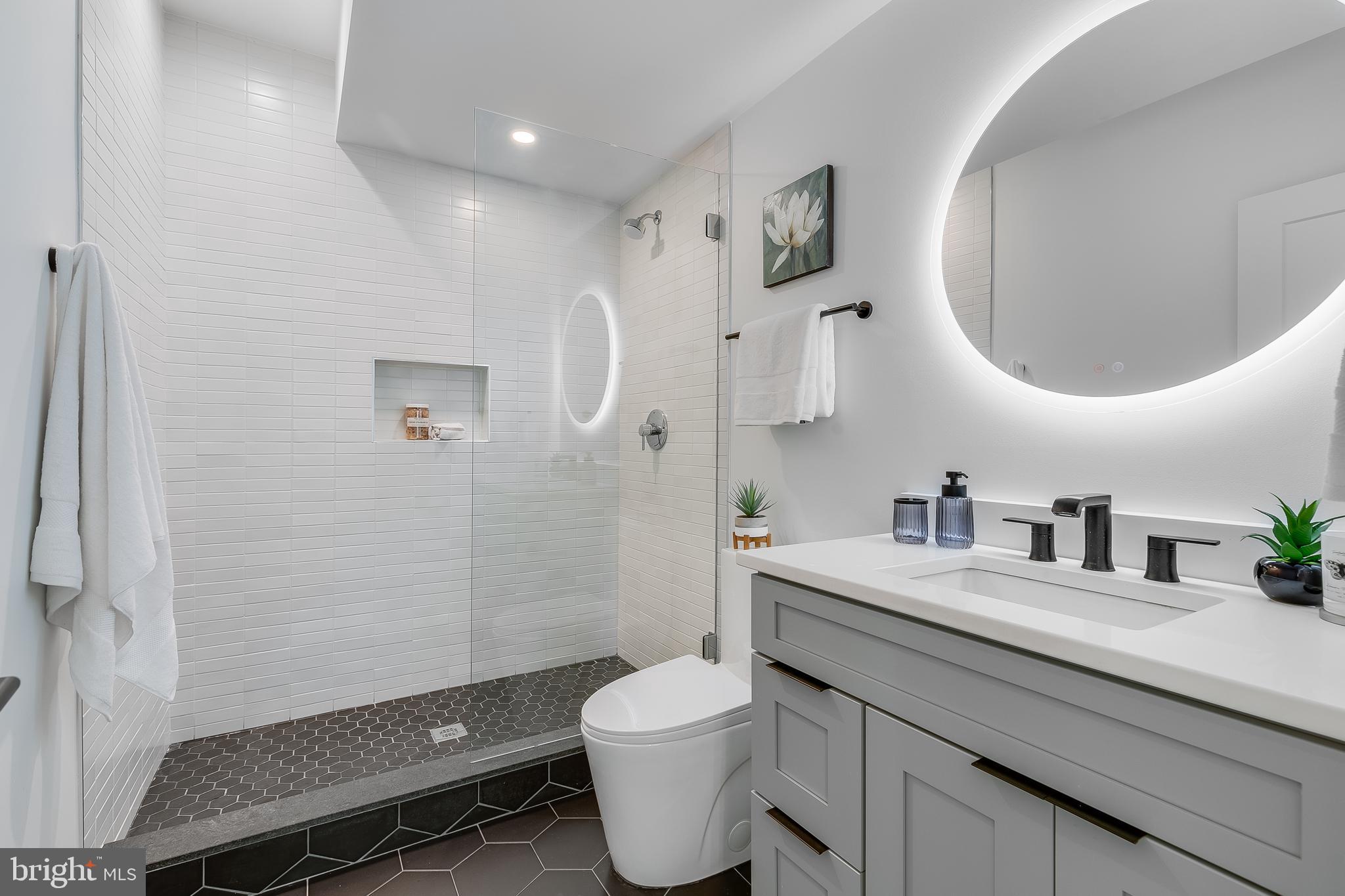 CHESTERBROOK WOODS - Residential