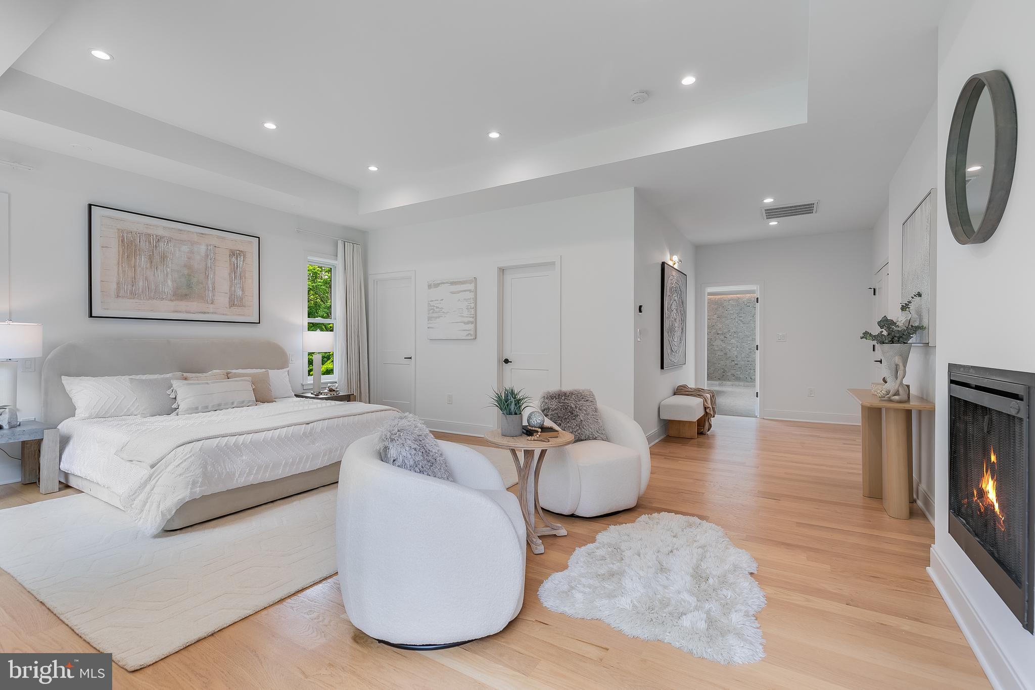 CHESTERBROOK WOODS - Residential