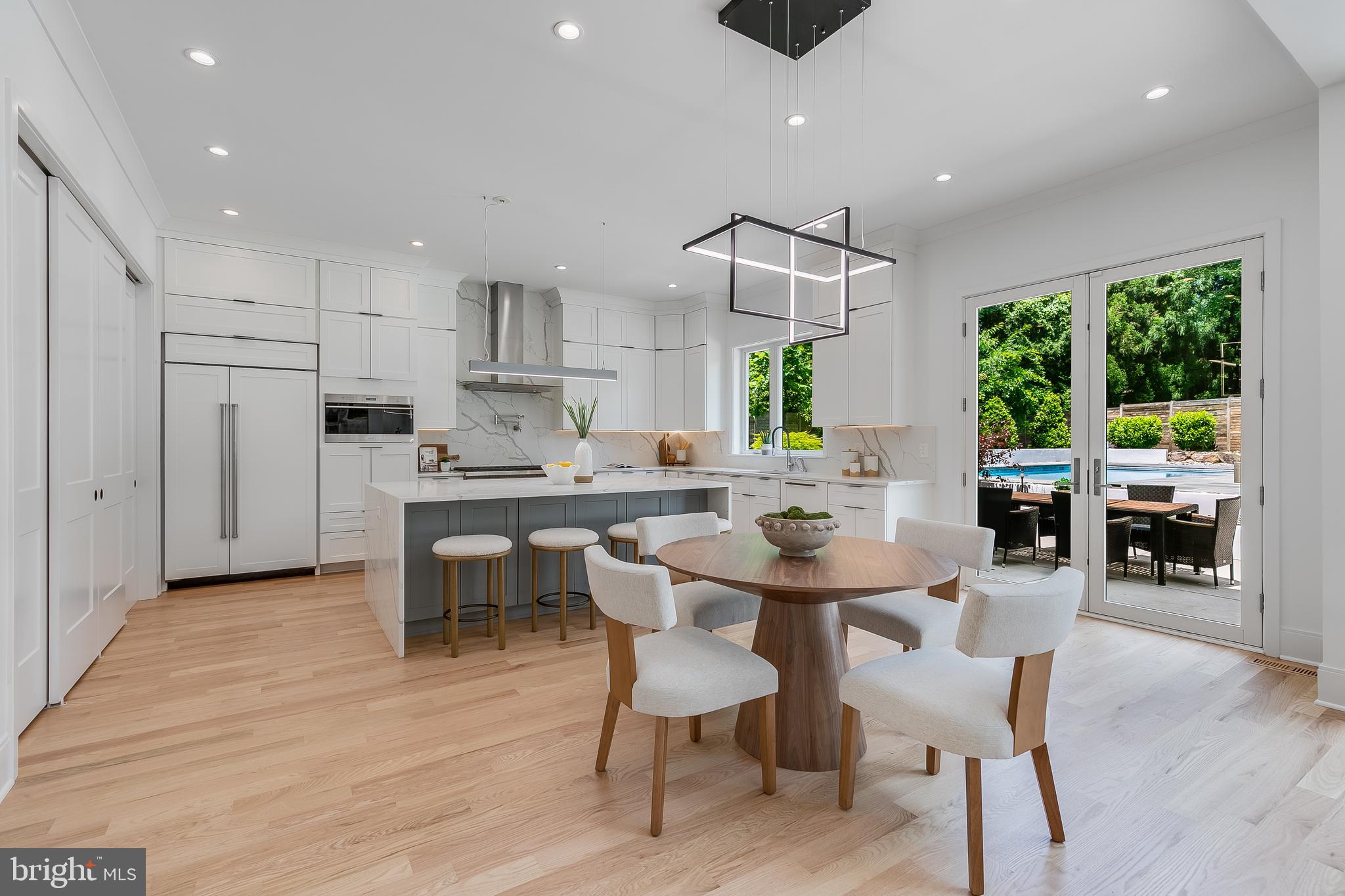 CHESTERBROOK WOODS - Residential