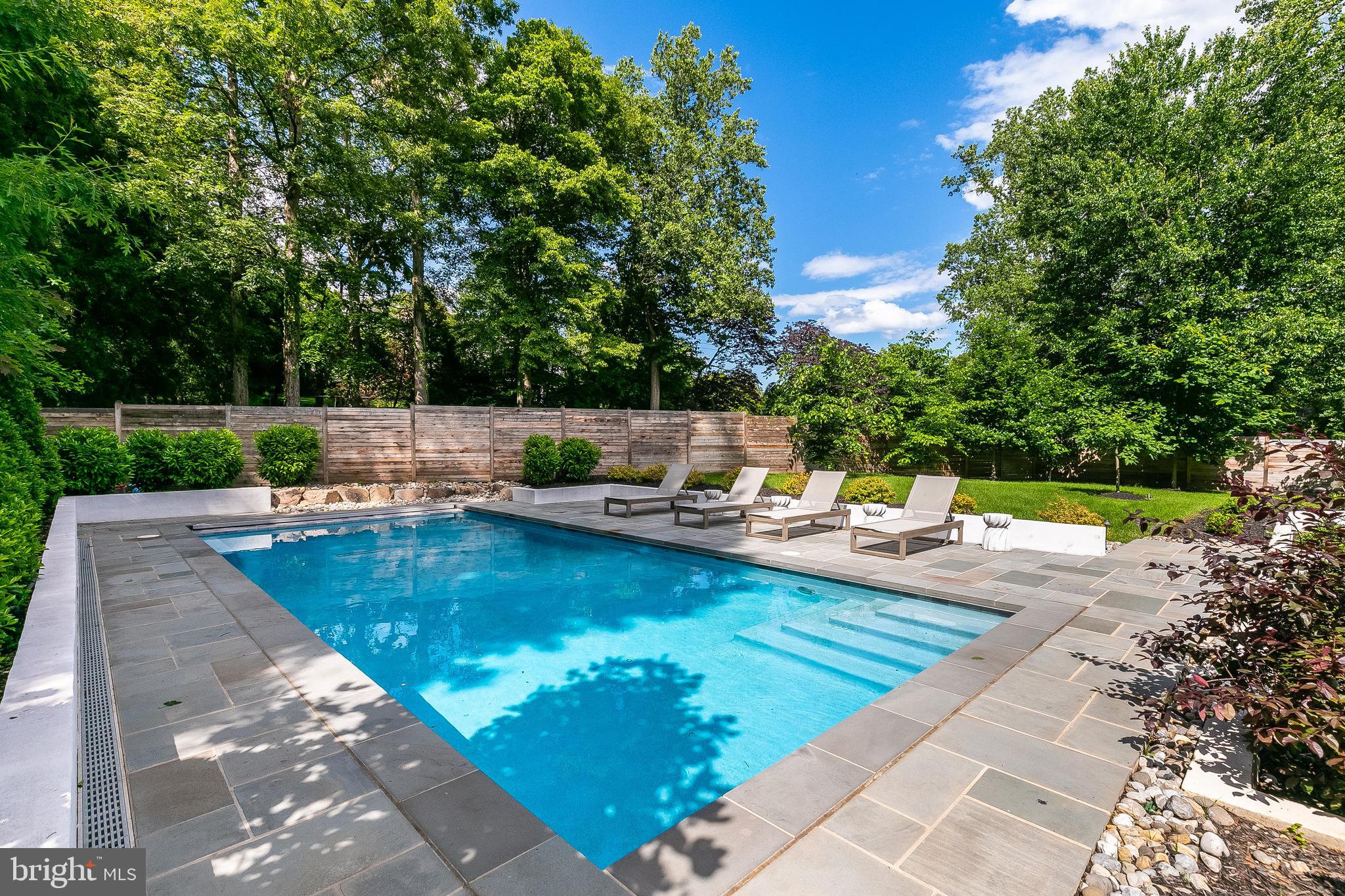 CHESTERBROOK WOODS - Residential