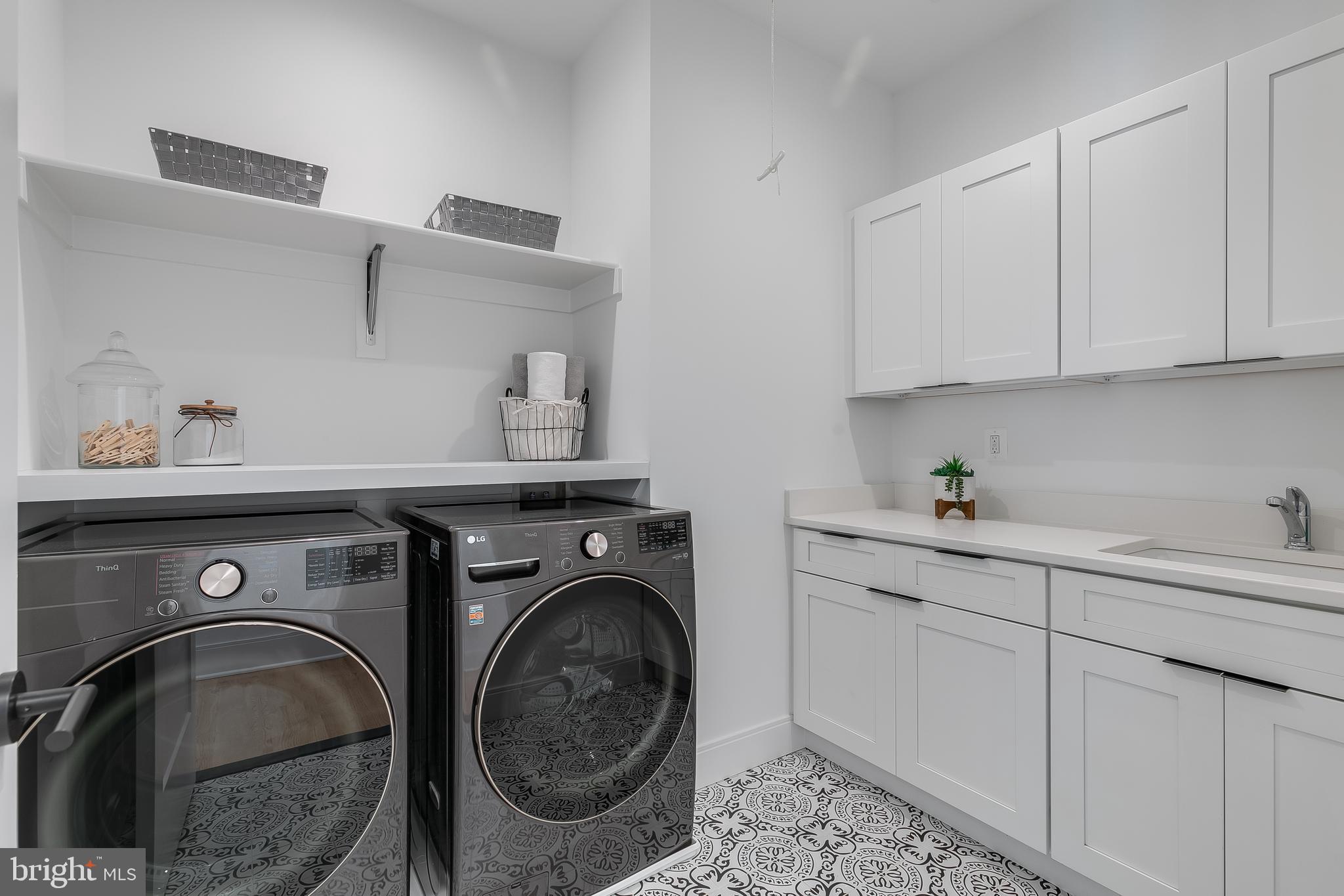 CHESTERBROOK WOODS - Residential