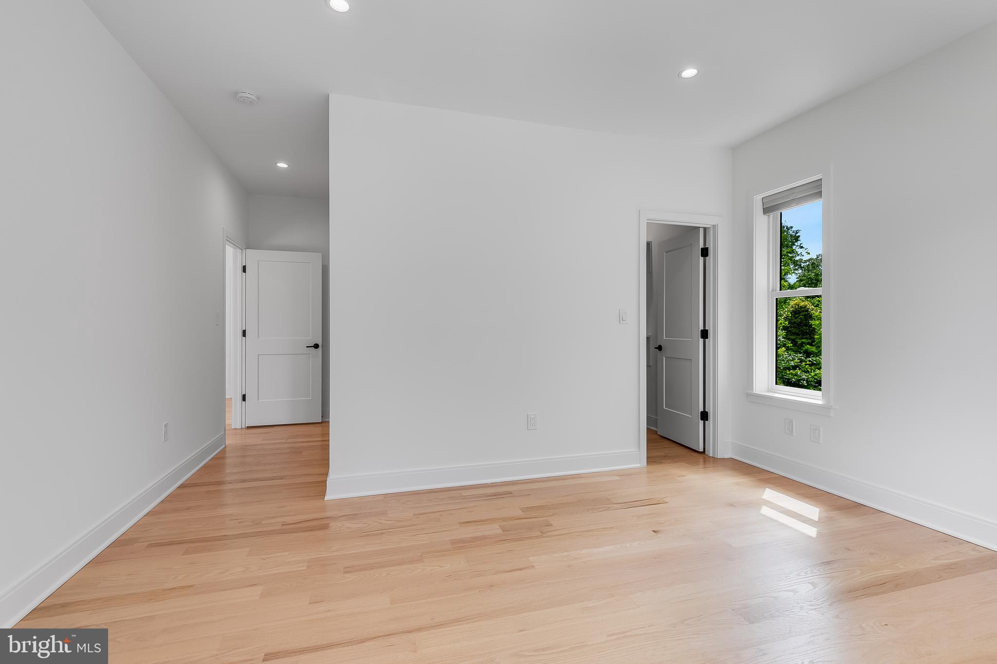 CHESTERBROOK WOODS - Residential