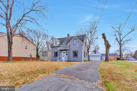 Photo of 3509 Annandale Road, ANNANDALE, VA 22003 (MLS # VAFX2326028)
