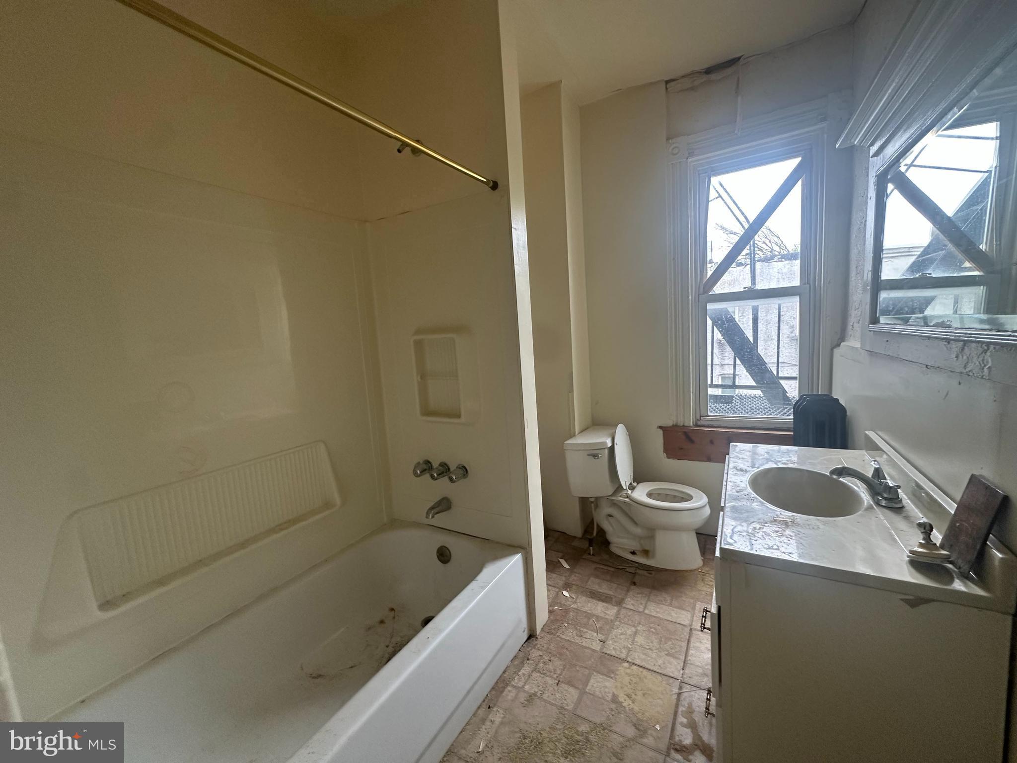 HARLEM PARK - Residential Income