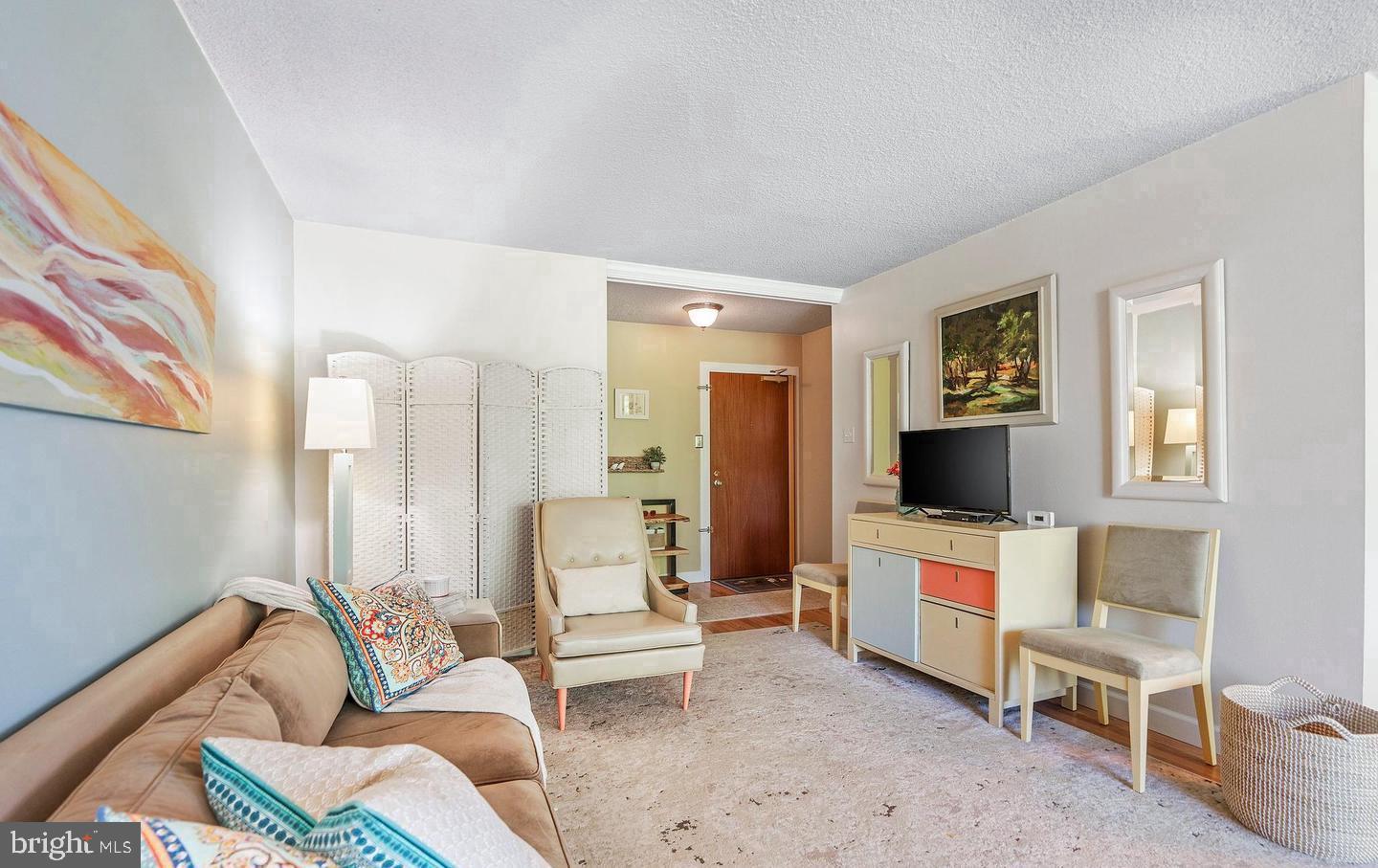 2016 NAAMANS ROAD D2