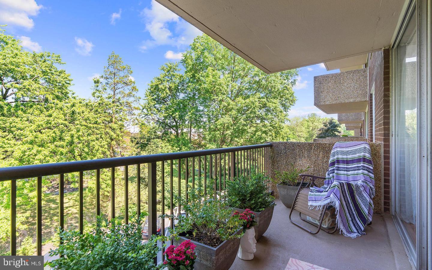 CLIFF HOUSE - Residential