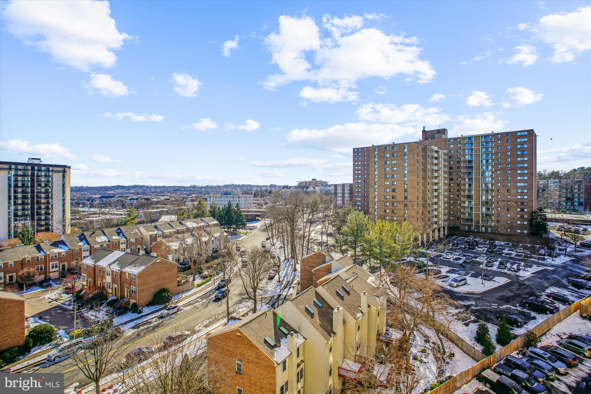 PAVILION ON THE PARK - Residential Lease