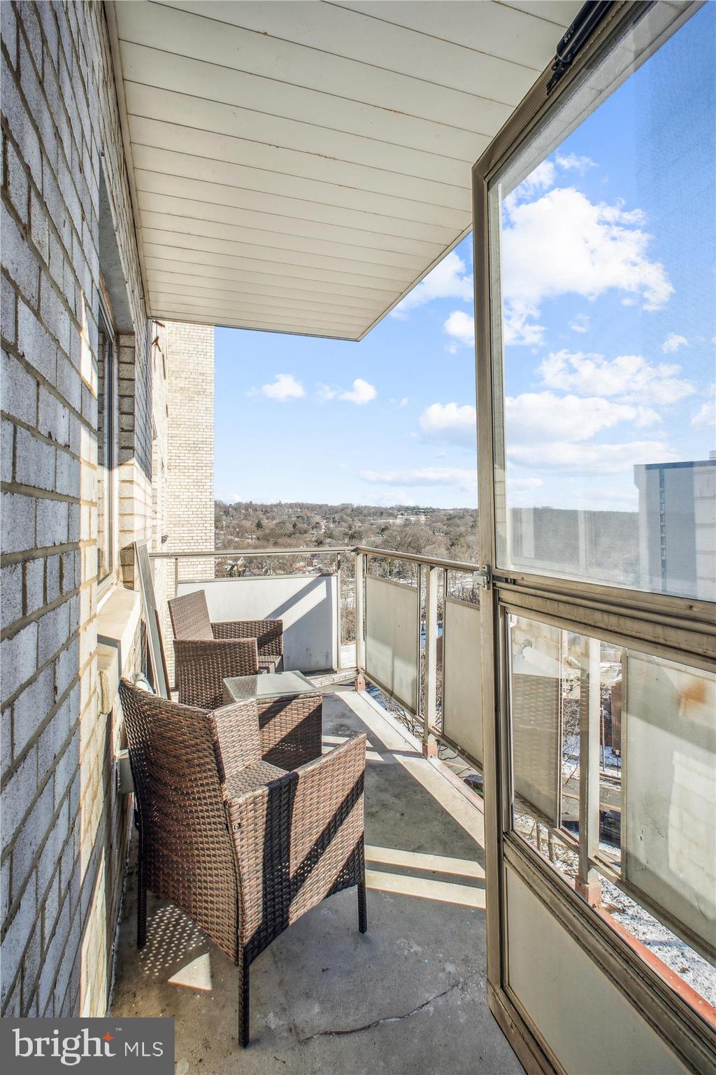 PAVILION ON THE PARK - Residential Lease