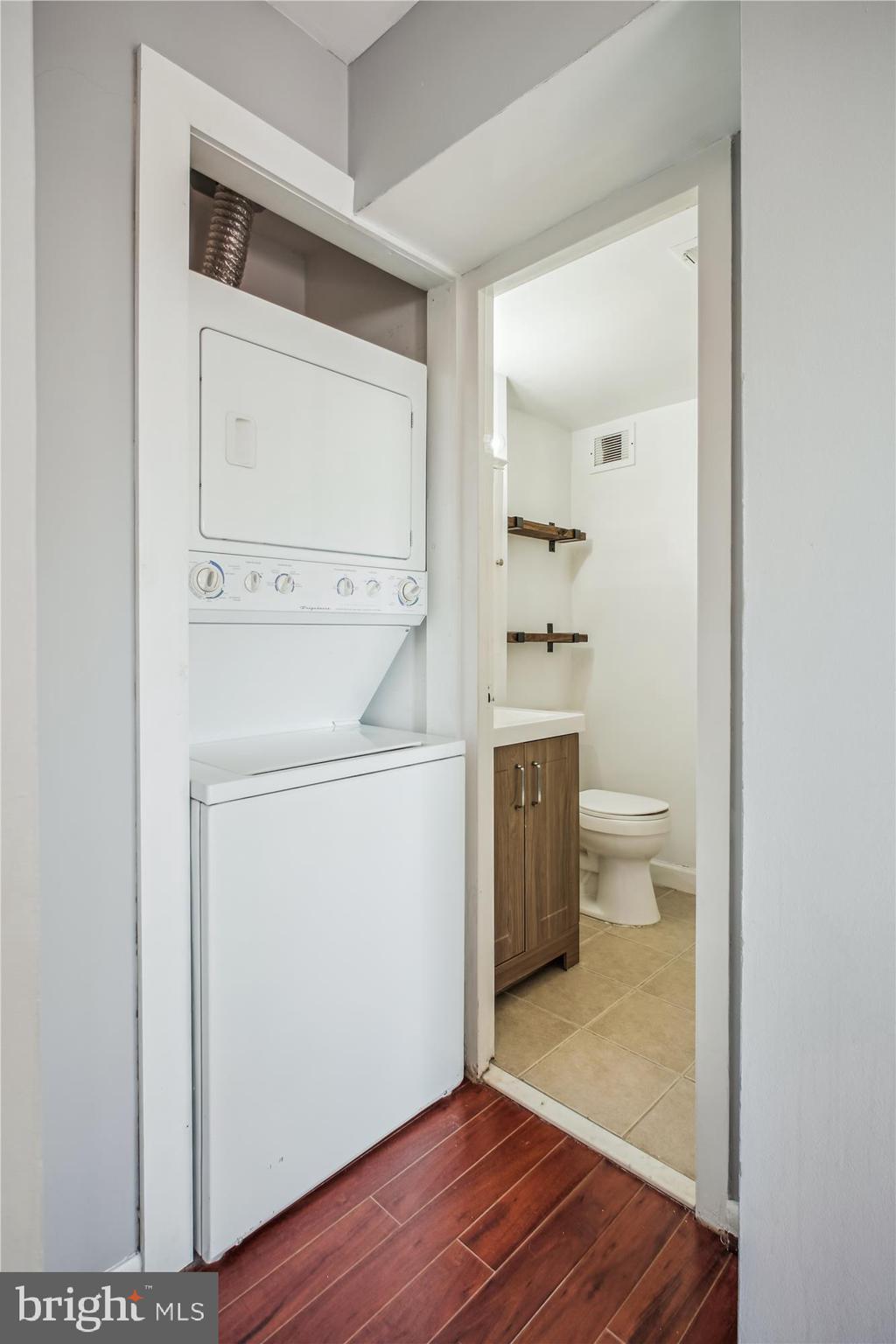 PAVILION ON THE PARK - Residential Lease