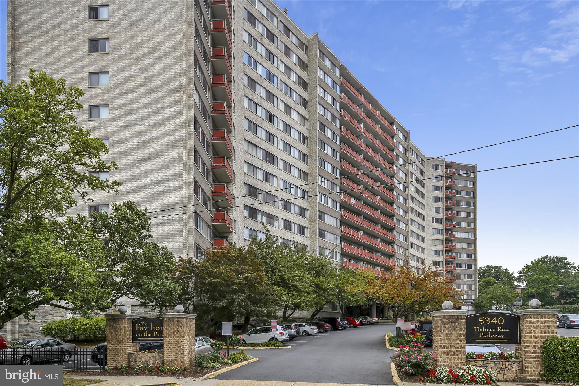 PAVILION ON THE PARK - Residential Lease