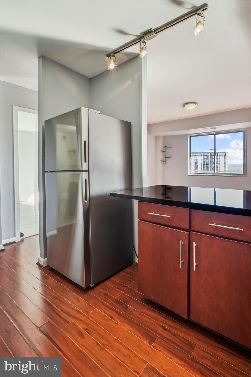 PAVILION ON THE PARK - Residential Lease