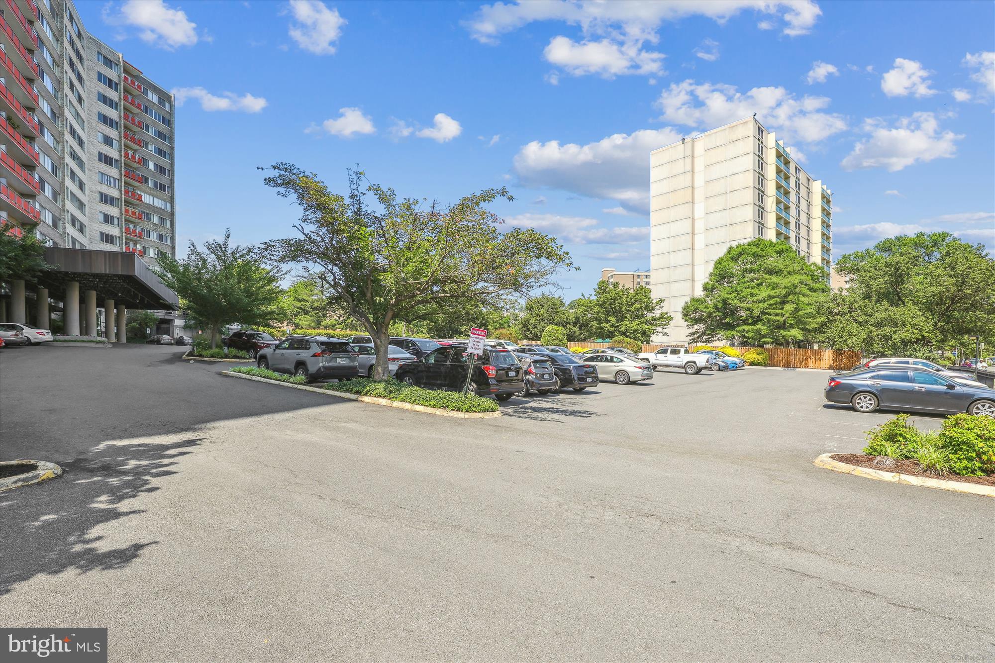 PAVILION ON THE PARK - Residential Lease