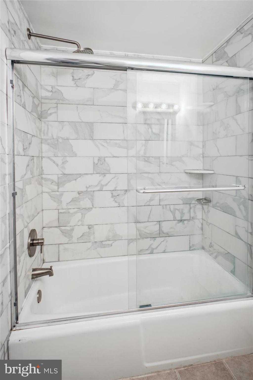 PAVILION ON THE PARK - Residential Lease