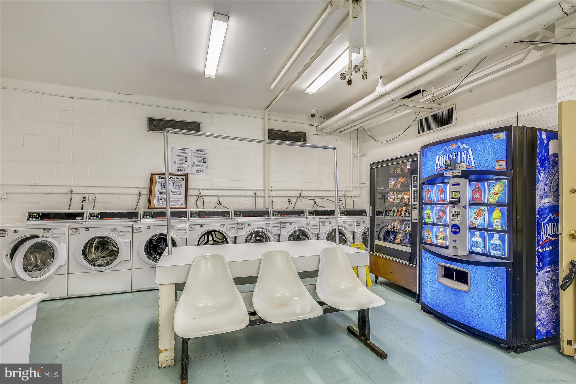 PAVILION ON THE PARK - Residential Lease