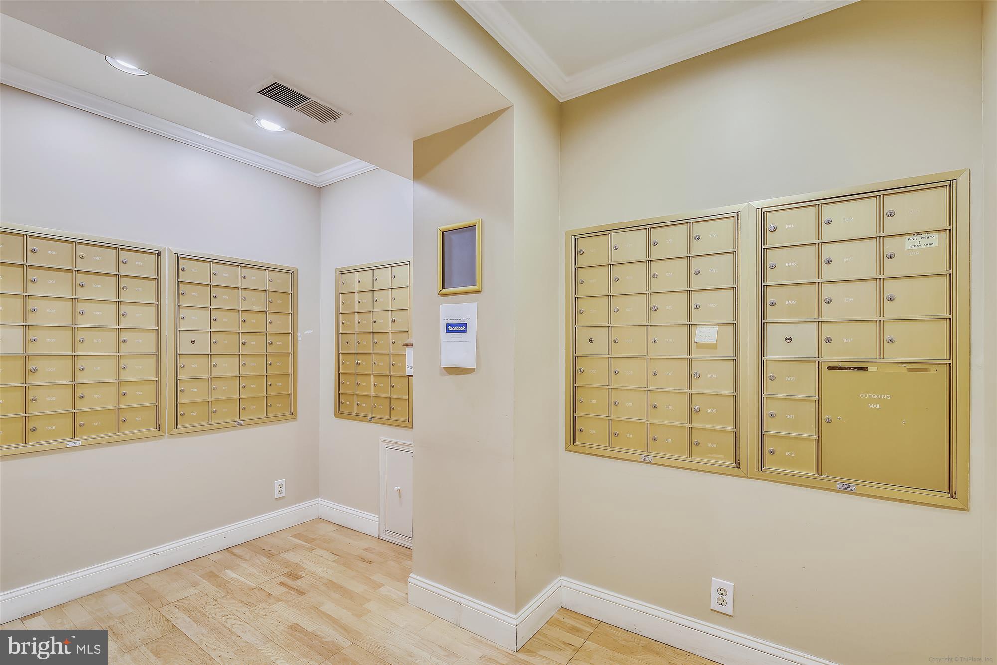 PAVILION ON THE PARK - Residential Lease