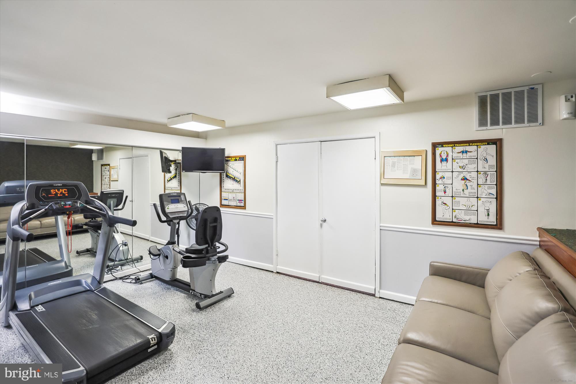 PAVILION ON THE PARK - Residential Lease