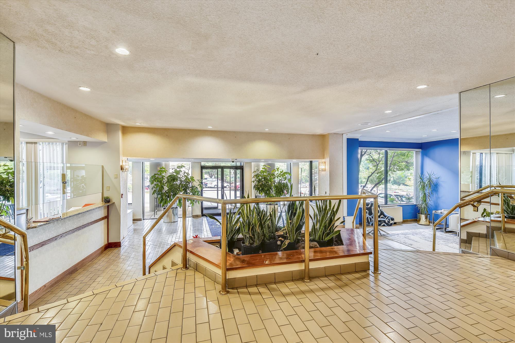 PAVILION ON THE PARK - Residential Lease