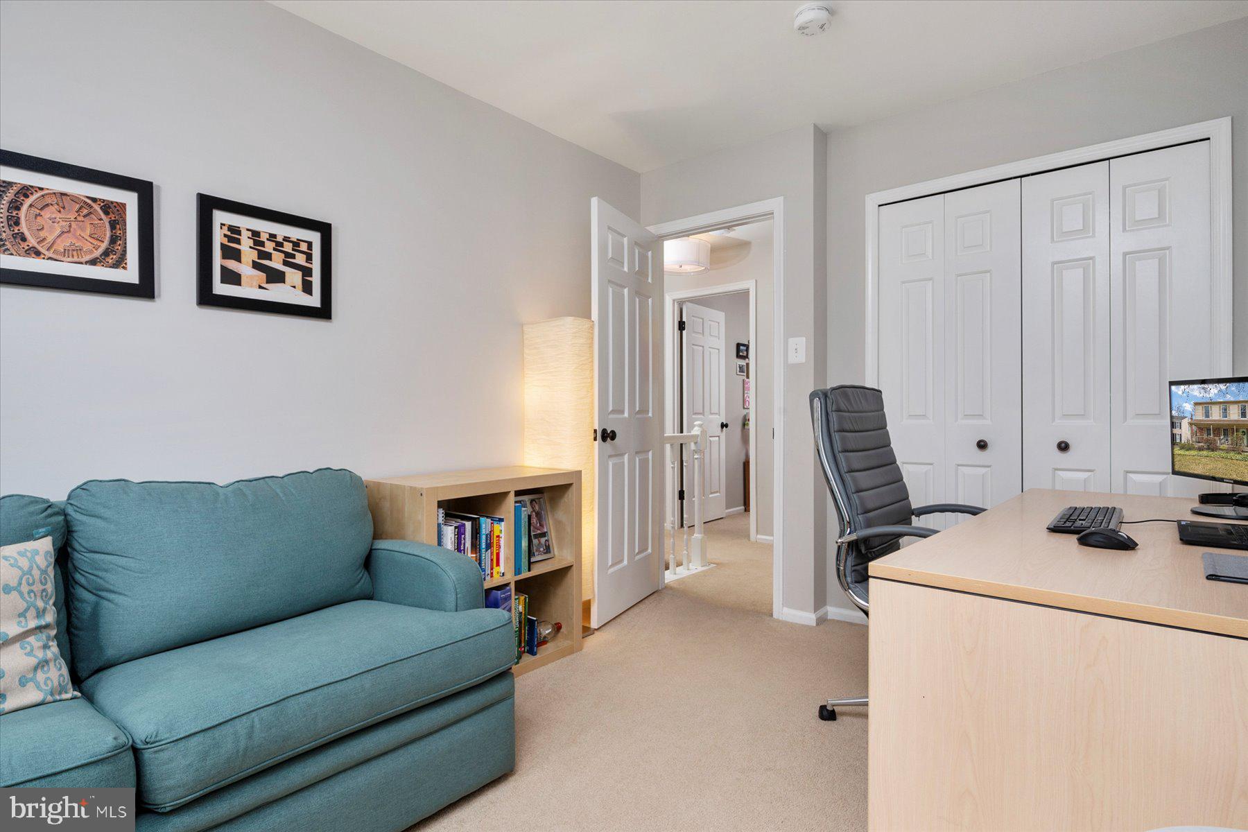 HUNT MEADOW - Residential