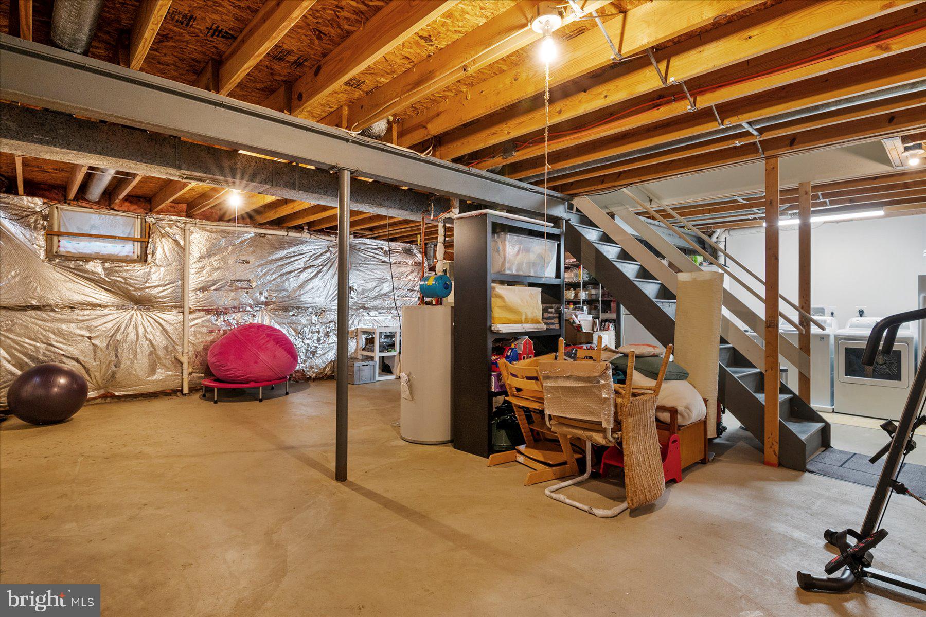 HUNT MEADOW - Residential